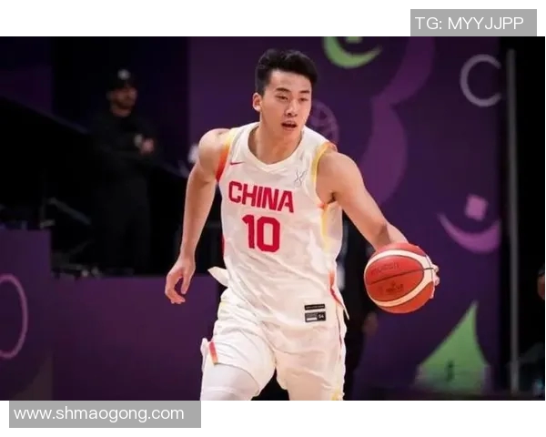 原帅的传奇之路：从新星崛起到篮球赛场的耀眼明星